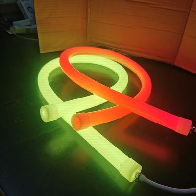Nuova applicazione di controllo mobile tubi di fluidi di neon in silicone illuminazione per le vacanze 360 gradi 24v led tubo di fluidi di neon