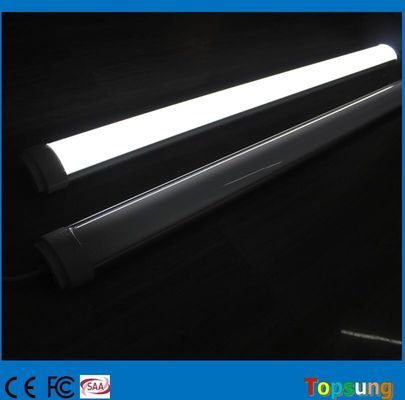 Luce a LED lineare di alta qualità Leggia di alluminio con copertura PC ip65 impermeabile 4 piedi 40w tri-prova luce a LED in vendita