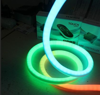 IP67 resistente all'acqua SMD 5050 multicolore 360 silicone digitale rgb neon 12v led flex rope light